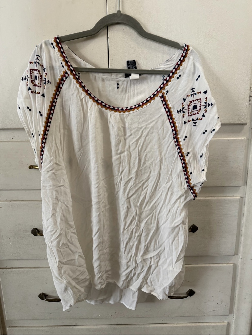 Torrid White Embroidered Boho Women's Top